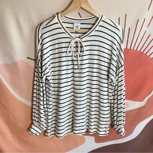 Cabi Womens Sweater XS Stripe White Black Oversized Boxy Coastal Long Relaxed